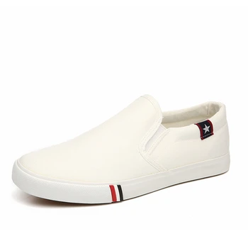 Модни бели маратонки Мъж Евтини плоски удобни обувки за ходене за мъже Обувки за скейтборд Спортни обувки за тенис Zapatillas Hombrm