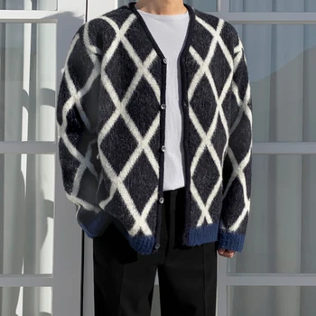 2023 Мъжка мода Облекло Мъжки Есен Зима Бутон Loose Wild Style Trend Мързеливо яке Двойка Плетени пуловери с V-образно деколте C29