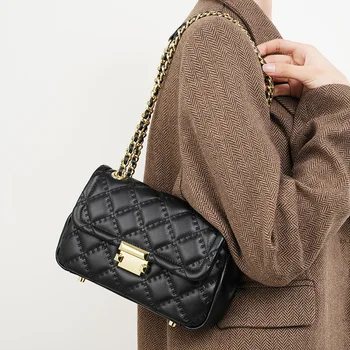 2023 Ново Естествена кожа жена чантамалка квадратна чанта верига рамо чанта луксозноcrossbody чанта Телешка чанта дизайнерска чанта
