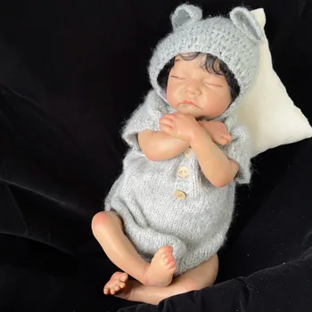 47CM Прероден Леви Новородено Спящо бебе Меки Cruddly Реално изглеждащи бебешки кукли 3D тон на кожата с видими вени Muñeca Bebe Reborn
