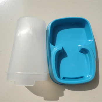Pet Пластмасови Автоматична вода Feeder дозатор голям капацитет куче котка самостоятелно дозиране храна купа ястие