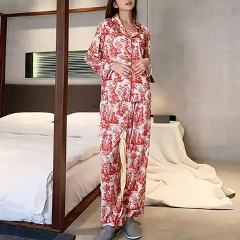 Дамски ежедневни фоайе Цветен печат Дамски пижамен комплект Стилен еднореден домашен костюм със свободна ревер за пролет/есен