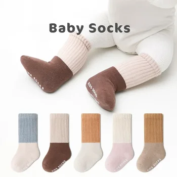 Дебел вълнен кръг Бебешки чорапи Есен и зима Детски цвят съвпадение Неплъзгащи се чорапи за малки деца Новородени топли чорапи в средата на тръбата