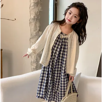 Корейска пролет деца момиче 2PCS дрехи комплект памук куха слънцезащита палто карирана прашка рокля Belle момиче облекло дете момиче костюм