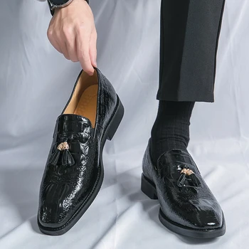 Мъже пискюл кожени обувки бизнес рокля обувки ръчно изработени ежедневни обувки дантела нагоре обувки мъже платформа мокасини Slip-on мокасини