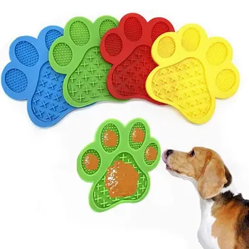 Нова подложка за облизване на кучета Подложка за облизване на кучета Силиконов материал Теч Мат със смукателни чаши Продукт за домашни любимци Pet Lick Pad Feeder Licking Mat