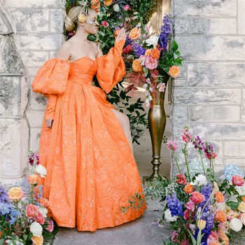 Оранжева пухкава вечерна абитуриентска рокля с подвижни къси фенерни ръкави Високи сплит по поръчка без презрамки сладки сватбени рокли