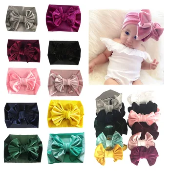 Плътен цвят кадифе бебе лък лента за глава 2023 реколта ръчно изработени бебешки шапки мода новородено зимни ленти за коса