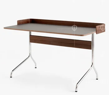 Просто и модерно бюро в италиански стил, офис бюро, малка единица, неръждаема стомана, скандинавски минималистичен